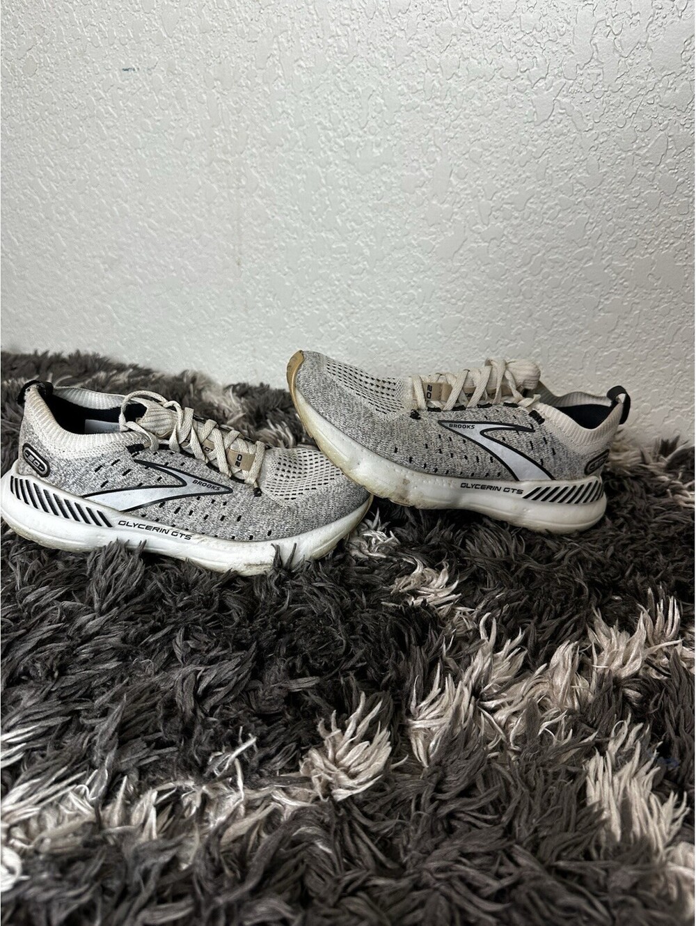 Brooks Glycerin GTS 20 StealthFit Running Shoes White Grey Women Size 7.5 Medium